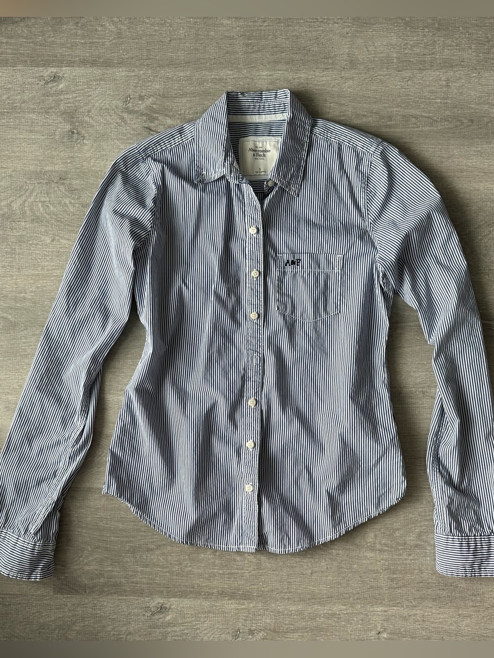 Abercrombie & Fitch Blue/White Striped Button-Up Shirt Y2K Business